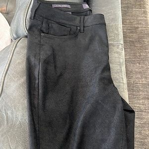 NYDJ Alina skinny pant size 14. Never Worn Black with texture.